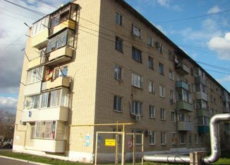 Продам четырехкомнатную квартиру, 60.5 м2, Хабаровский край, улица Карла Маркса, 58