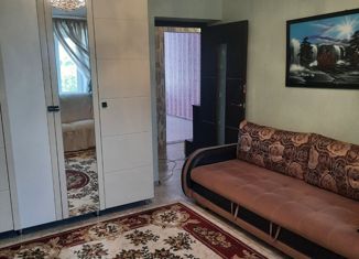 Продаю 2-ком. квартиру, 45.3 м2, Волжск, улица Комарова, 12