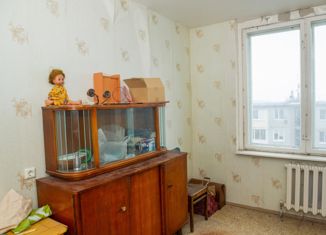 Продаю 1-ком. квартиру, 36 м2, Киреевск, улица Комарова, 9А