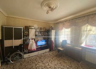 Продажа 2-комнатной квартиры, 40 м2, Кисловодск, улица Фрунзе, 10