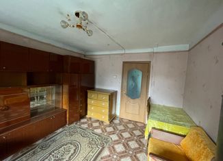 Продается 2-ком. квартира, 35.9 м2, деревня Петровское, Парковая улица, 6