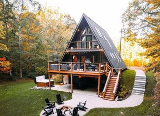 Продам дом, 150 м2, посёлок городского типа Красная Поляна, улица Пчеловодов, 43