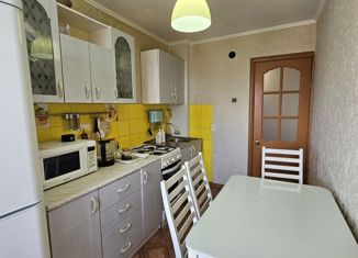 Продается четырехкомнатная квартира, 74.9 м2, Сибай, улица Булякова, 11