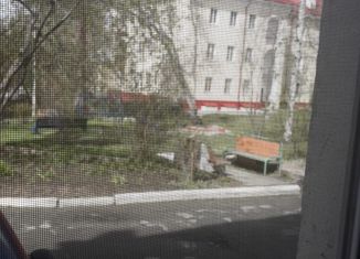 Двухкомнатная квартира на продажу, 46 м2, Свердловская область, улица Ленина, 88