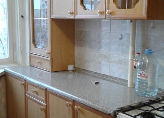 Аренда двухкомнатной квартиры, 45 м2, Энгельс, улица Тельмана, 5