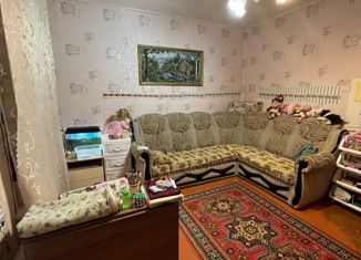 Трехкомнатная квартира на продажу, 71 м2, посёлок Ува, улица Курчатова, 4