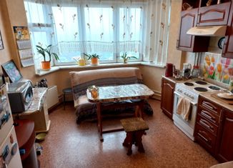 2-комнатная квартира на продажу, 61 м2, Москва, улица Маршала Савицкого, 8, станция Щербинка