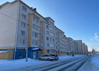 Продажа двухкомнатной квартиры, 68 м2, Новоалтайск, Высоковольтная улица, 12