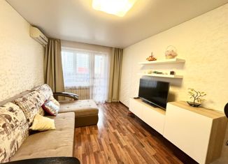 Продаю двухкомнатную квартиру, 47 м2, Челябинск, Прокатная улица, 26, Металлургический район