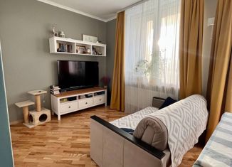 Продается однокомнатная квартира, 38.4 м2, Санкт-Петербург, проспект Александровской Фермы, 8, метро Пролетарская