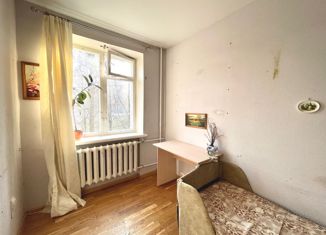 3-комнатная квартира на продажу, 56.4 м2, Москва, Ярцевская улица, 11к3, метро Молодёжная