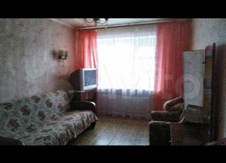 Продам 2-комнатную квартиру, 39.3 м2, поселок Сахарного Завода, улица Виктора Космакова, 28