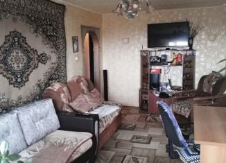 Продаю четырехкомнатную квартиру, 60.4 м2, Горнозаводск, улица 30 лет Победы, 6