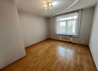 Четырехкомнатная квартира на продажу, 131 м2, Хабаровский край, Комсомольская улица, 104