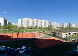 Продажа 2-комнатной квартиры, 38.6 м2, Москва, улица Юлиана Семёнова, 8к2, ЖК Лучи