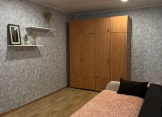 Продается однокомнатная квартира, 36.9 м2, Барнаул, улица Юрина, 192