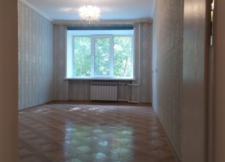 Продаю 2-комнатную квартиру, 47 м2, Ростов, улица Радищева, 42