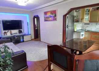 Продам трехкомнатную квартиру, 63 м2, Петропавловск-Камчатский, Дальняя улица, 38, микрорайон Кирпичики