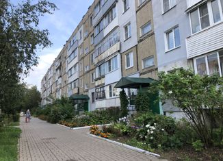 Продам 1-ком. квартиру, 30 м2, Тутаев, Комсомольская улица, 89