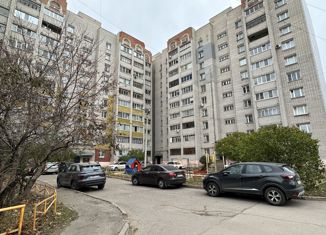 Четырехкомнатная квартира на продажу, 99.5 м2, Вологда, Псковская улица, 7А, 3-й микрорайон