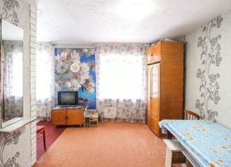 Продается двухкомнатная квартира, 61 м2, Новотроицк, улица Лысова, 8