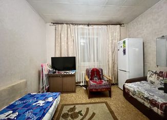 Продаю комнату, 86.6 м2, Калининград, Альпийская улица, 35