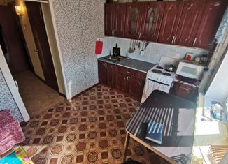 Продажа 2-ком. квартиры, 50 м2, Барнаул, улица Юрина, 182