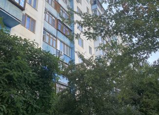 Продается 2-ком. квартира, 53.7 м2, Волгоградская область, улица имени Генерала Карбышева, 91А