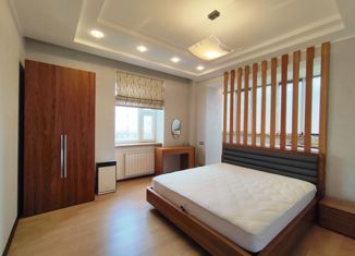 Продам 4-ком. квартиру, 109 м2, Москва, Мичуринский проспект, 16, метро Раменки