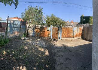 Продаю двухкомнатную квартиру, 42 м2, Кореновск, Садовая улица, 12