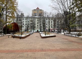 Продам двухкомнатную квартиру, 56.5 м2, Москва, Молодогвардейская улица, 29к1, Молодогвардейская улица