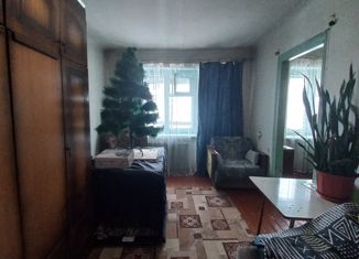 Продаю 2-комнатную квартиру, 44 м2, Таштагол, улица Суворова, 21