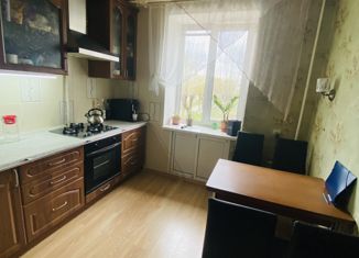 Продажа трехкомнатной квартиры, 64.2 м2, Краснокамск, Большевистская улица, 34