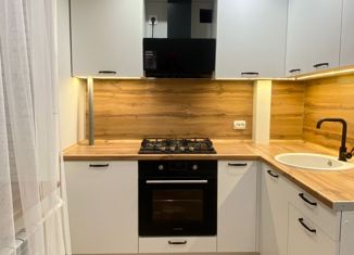 Продается 1-ком. квартира, 33 м2, Октябрьский, улица Куйбышева, 4