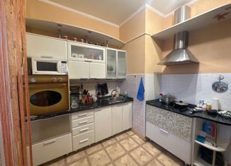 Продам 3-ком. квартиру, 68 м2, Саха (Якутия), Тимптонская улица, 7/1