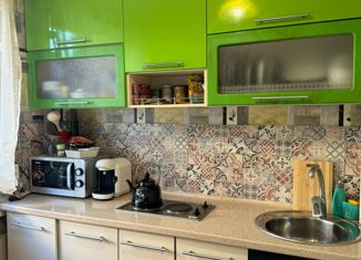 Продажа 1-ком. квартиры, 32 м2, Керчь, улица Генерала Петрова, 70