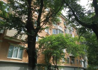 Продается 1-ком. квартира, 33.5 м2, Приморский край, проспект 100-летия Владивостока, 32