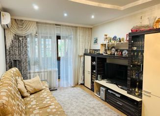 Продаю 2-ком. квартиру, 40.3 м2, Ставрополь, улица Ленина, 318/3, микрорайон №5