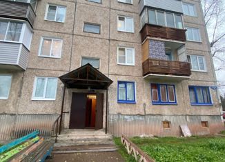 Продам 3-ком. квартиру, 49 м2, Железногорск-Илимский, 7-й квартал, 4