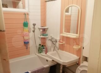 Двухкомнатная квартира на продажу, 41.4 м2, Альметьевск, улица Мусы Джалиля, 26