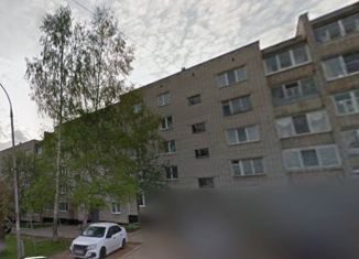 Продажа 2-комнатной квартиры, 47.7 м2, поселок Майский, Центральная улица, 14