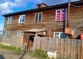 Продам трехкомнатную квартиру, 69 м2, село Сужа, Советская улица, 30