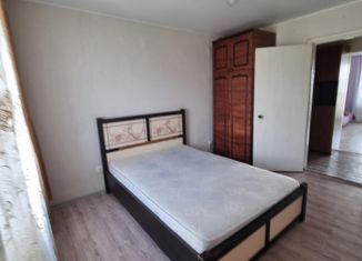 Сдача в аренду трехкомнатной квартиры, 70 м2, Ейск, Красная улица, 47/3