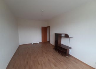 Продам 2-ком. квартиру, 44 м2, Кингисепп, Малая улица, 2