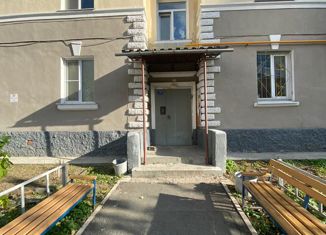 Продаю 2-ком. квартиру, 42 м2, Екатеринбург, улица Папанина, 6, улица Папанина