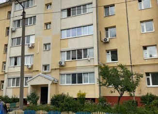 Продаю 2-ком. квартиру, 60 м2, Республика Башкортостан, улица Бочкарёва, 6А