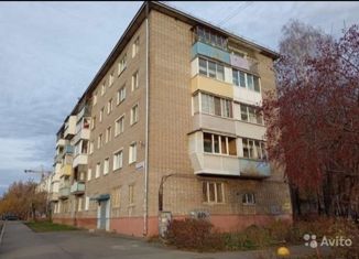 Продам трехкомнатную квартиру, 62.4 м2, Ижевск, Селтинская улица, 9, жилой район Строитель