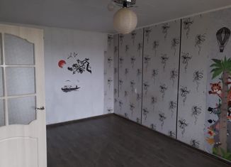 Продам 4-комнатную квартиру, 127 м2, Старая Русса, микрорайон Городок, 20к2