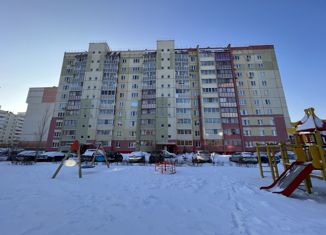 Продам однокомнатную квартиру, 40 м2, Челябинск, Тракторозаводский район, 2-я Эльтонская улица, 32
