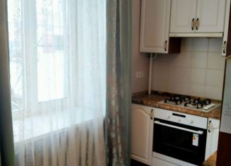 Продаю 2-ком. квартиру, 41.3 м2, посёлок городского типа Медведево, улица Гагарина, 5